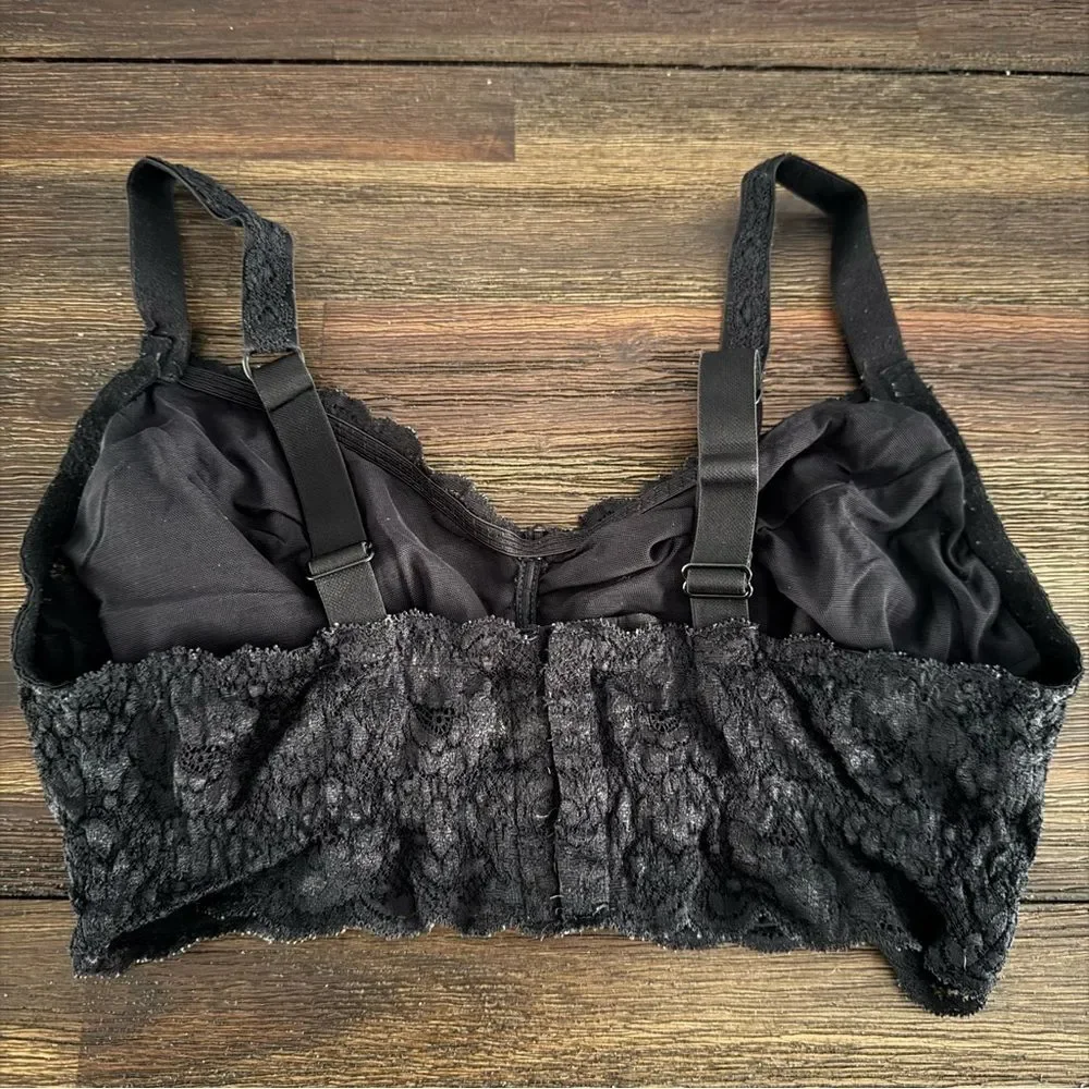 Cosabella Black Lace Wireless Bralette M